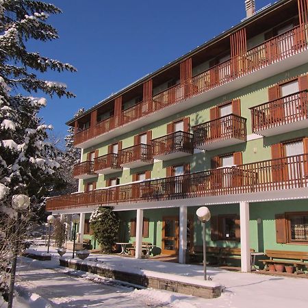 Albergo Monteverde Lavarone Exterior photo