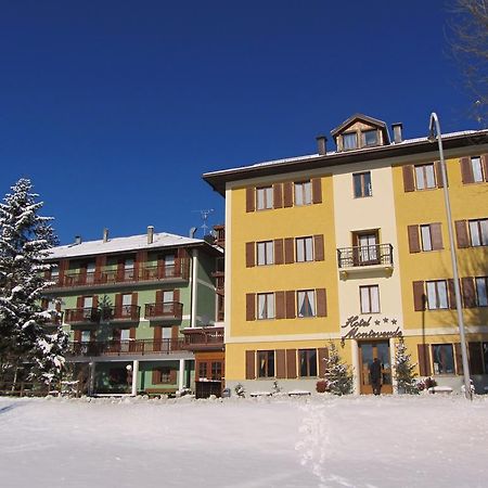 Albergo Monteverde Lavarone Exterior photo